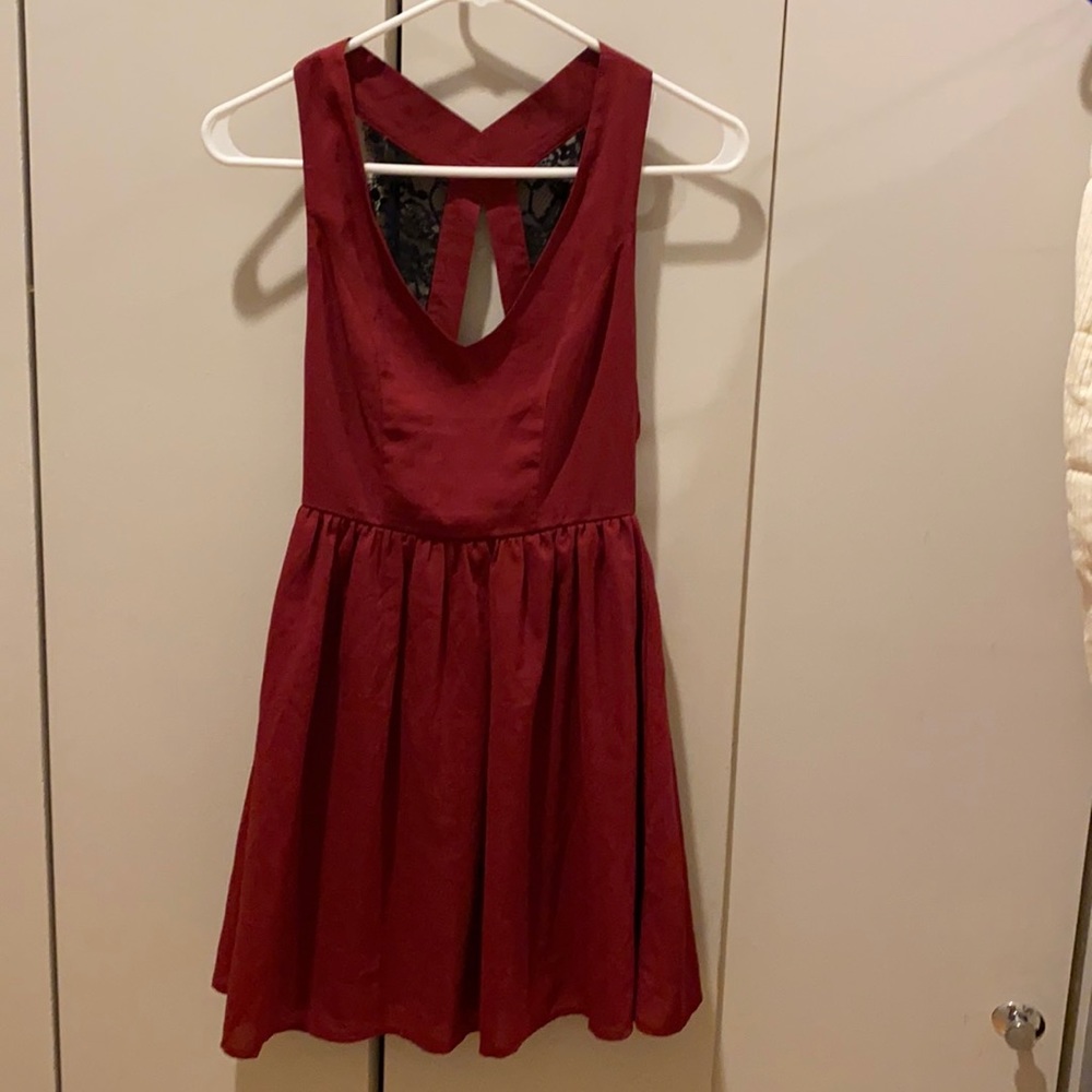 Tobi Deep V Lace Back Dress